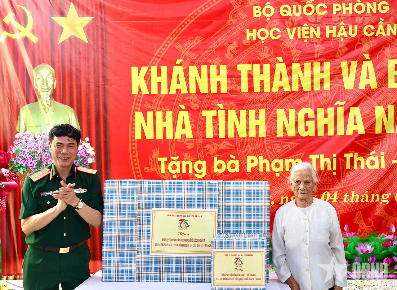 Học viện Hậu cần tổ chức nhiều hoạt động chính sách tại Hải Phòng